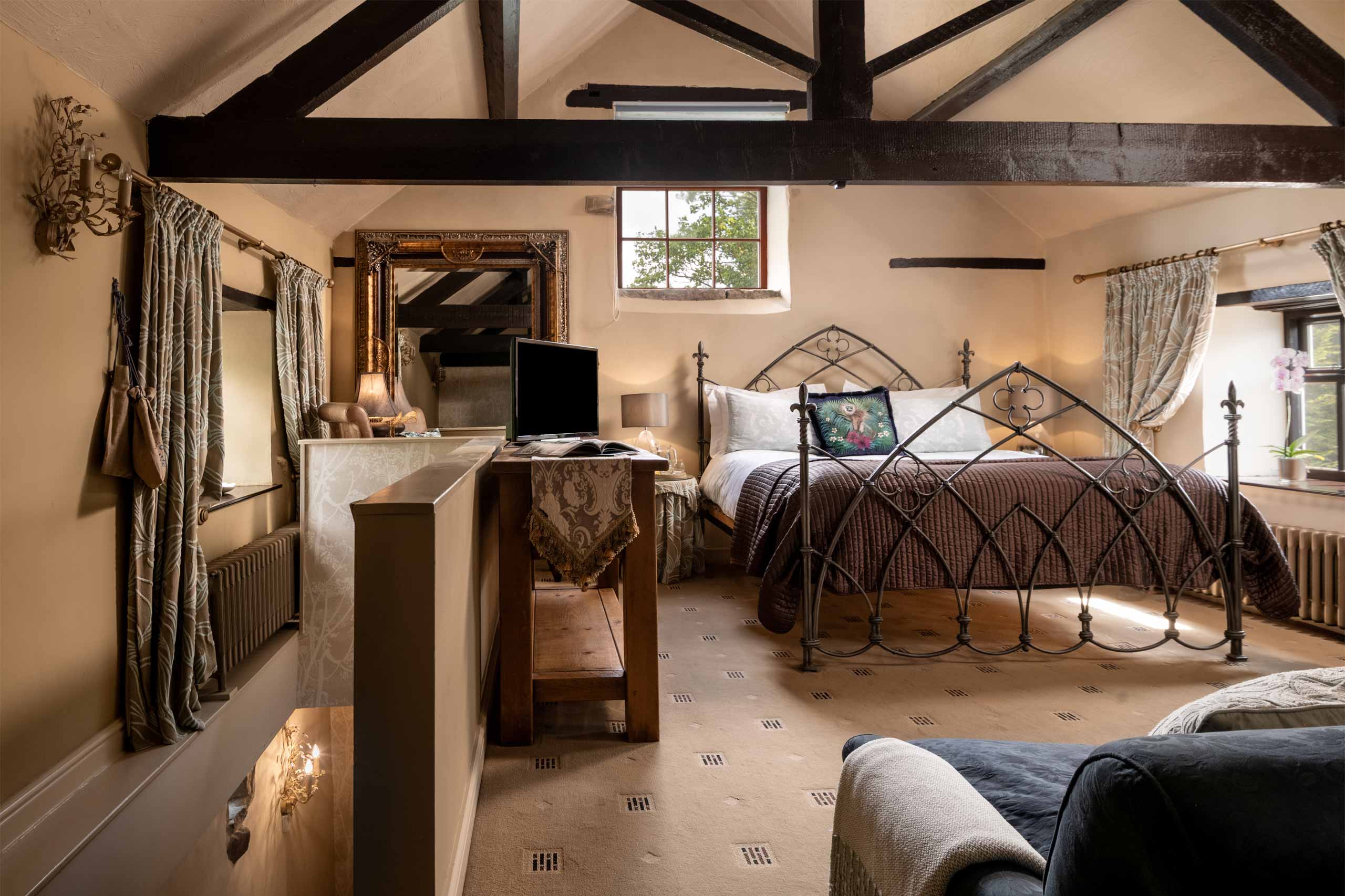 Luxury B&B Accommodation - The Granary Suite