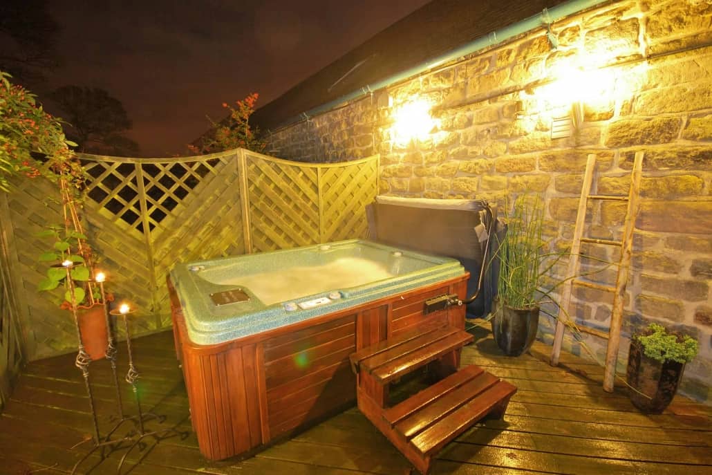 Luxury Room with Private Hot Tub and Decked Terrace